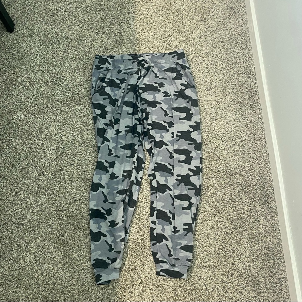 Camo Jogger Pants - Gray